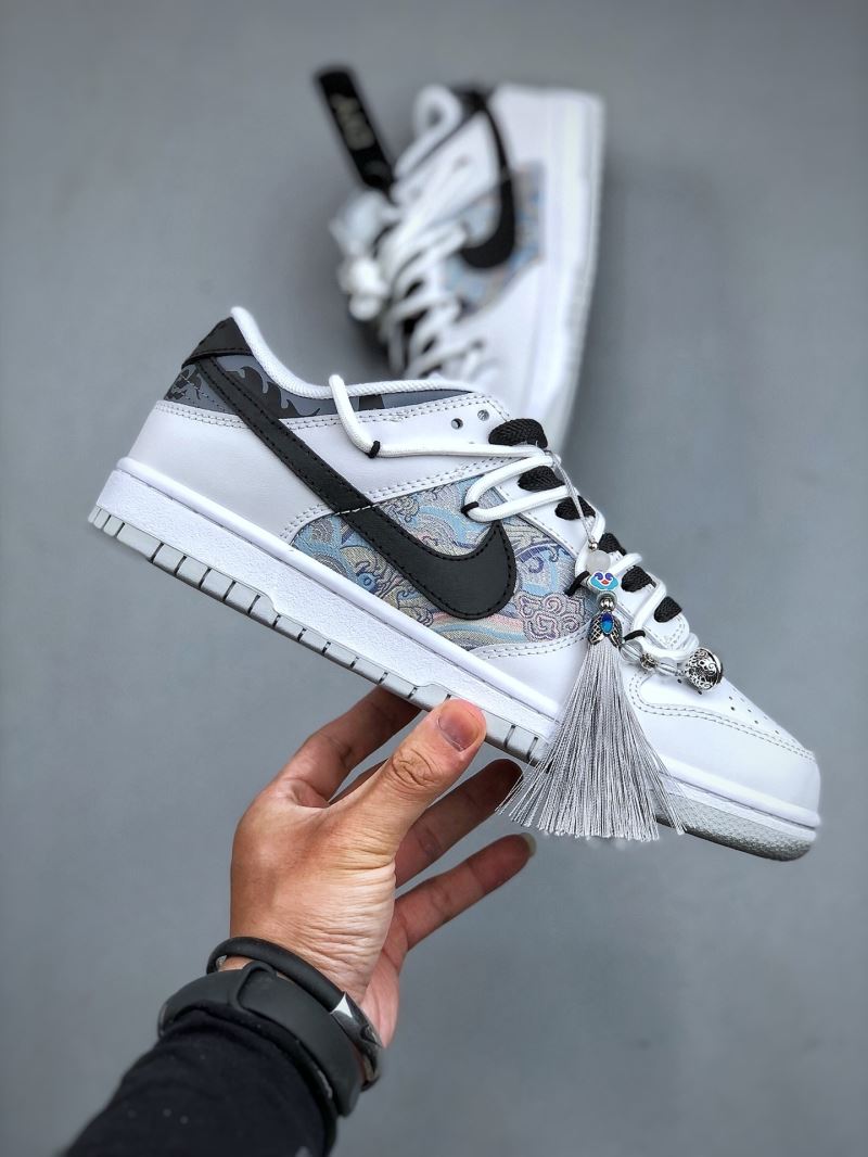 Nike Dunk Shoes